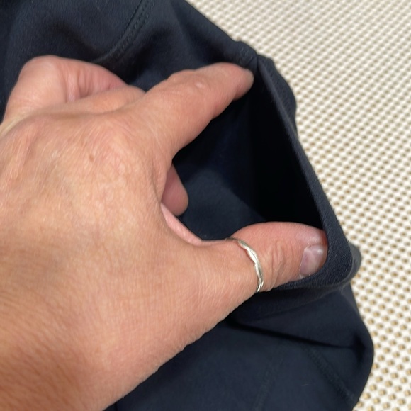 Soft Surroundings Black Leggings - Sz Petite Medium - Picture 2 of 8